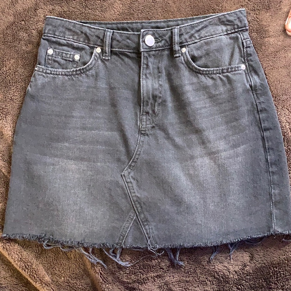 Juniors Black Distressed Mini Skirt